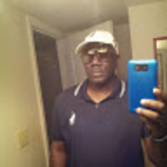 Meet your Posher, Arthura - Picture 1 of 1